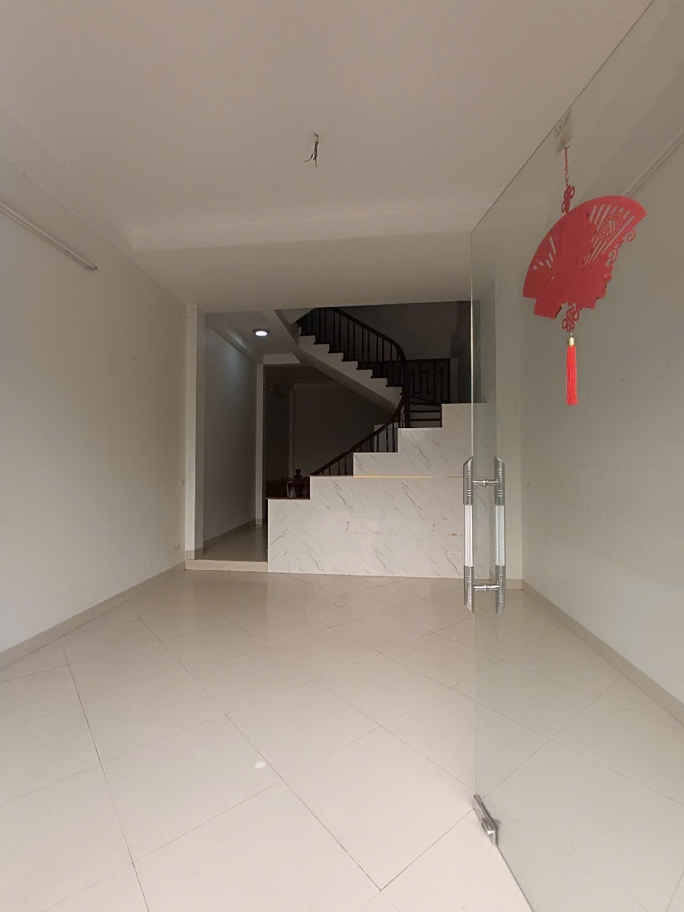 Bán nhà KĐT Văn Khê ô tô tránh vỉa hè rộng kinh doanh đẹp DT 85M 5T MT 5M giá 18,2 tỷ - Ảnh chính